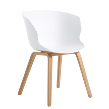 Lazer PP Plástico assento de madeira compensado perna dinning cadeira